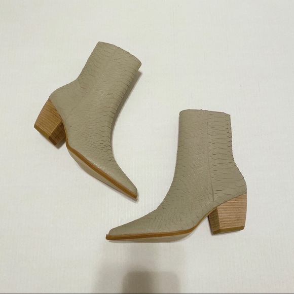 💗 Matisse Caty Ivory Snake Leather Mid Calf Boots - Picture 3 of 8